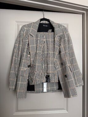 Two piece NY&C plaid suit